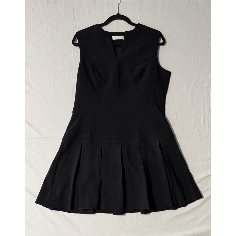 Commense Sleeveless Keyhole-Neck Pleated Black Mini Dress (No Belt inc) Size XL - Picture 2 of 10